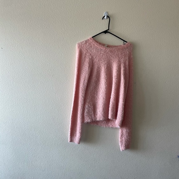 Pink sweater - Picture 2 of 2
